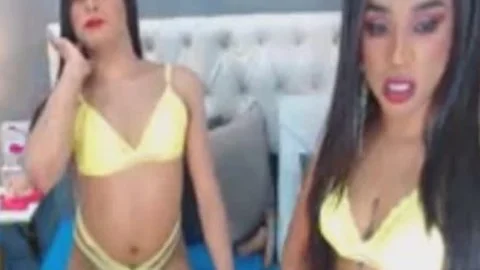 shemale couple bawdy Bedroom 10-Pounder sucking