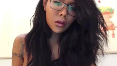 Areeya Miyabi On cam